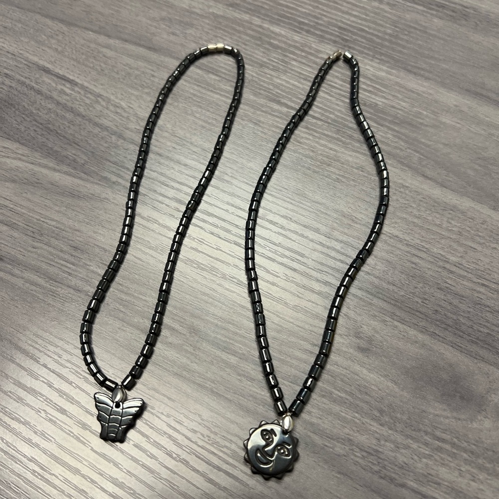 Simple necklaces